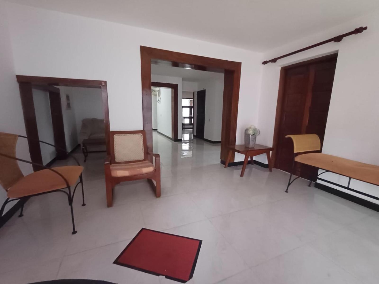 Villa Chenu Dehiwala-Mount Lavinia Eksteriør bilde