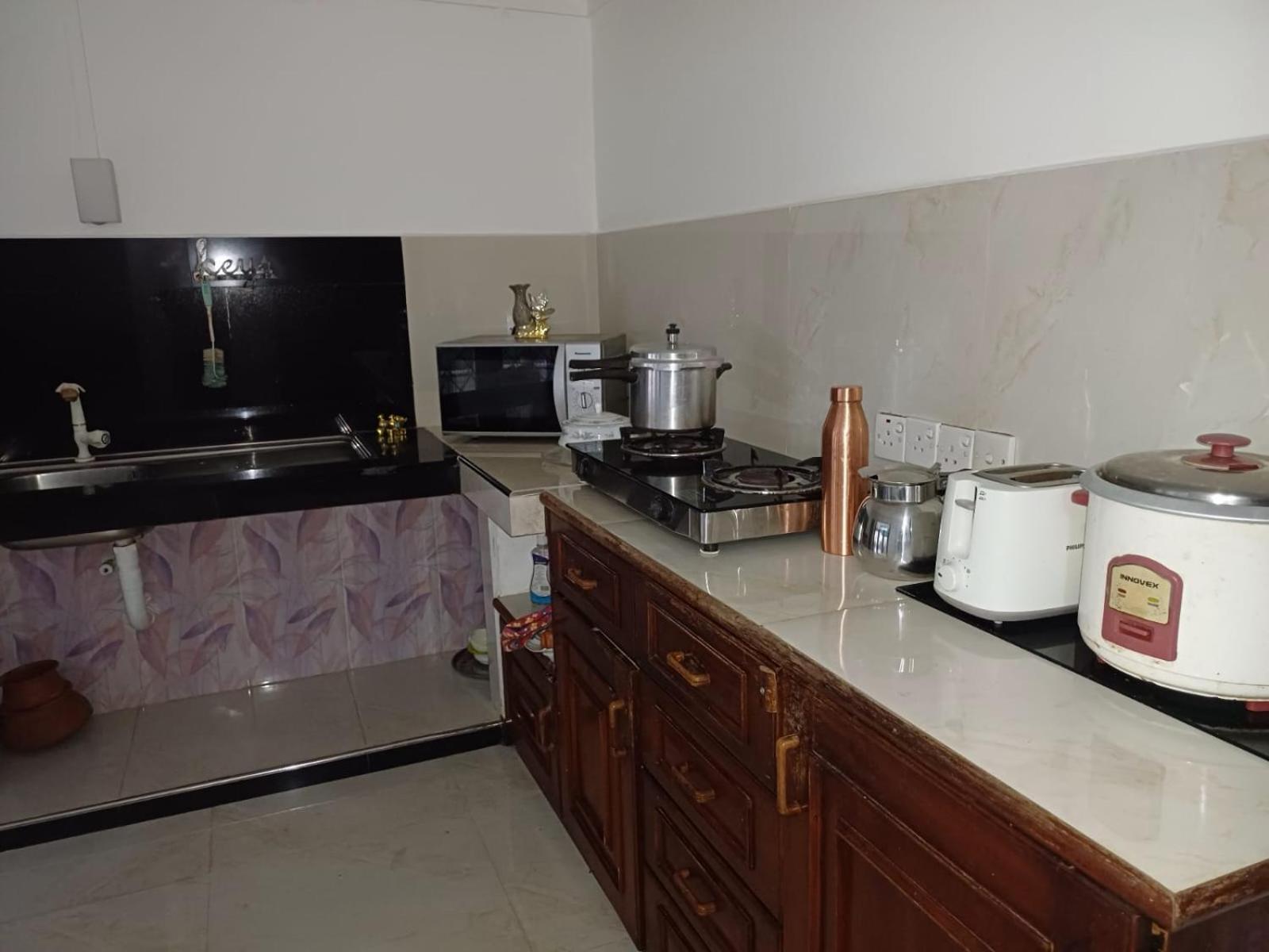 Villa Chenu Dehiwala-Mount Lavinia Eksteriør bilde